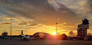 Aeroportul Internaţional Mihail Kogălniceanu prezintă bilanțul anului 2023: numărul pasagerilor a crescut cu 44%