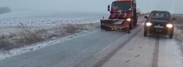 Se circulă în condiții de iarnă în județul Constanța