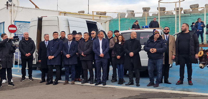 George Simion participă la slujba de Bobotează