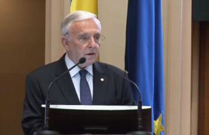 Imaginea lui Mugur Isărescu, folosită într-o fraudă financiară, de tip deepfake: Iată ce transmite BNR