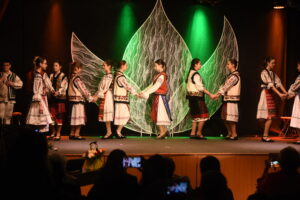 Colectivul Școlii Gimnaziale ,,Lucian Grigorescu” a celebrat 30 de ani sub patronajul spiritual al marelui pictor